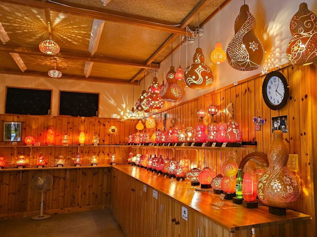 【養老の滝】＆【ひょうたんランプ館】＆【関ケ原ウォーランド風鈴祭り】で今年の秋は養老町と関ケ原町が超おすすめです！