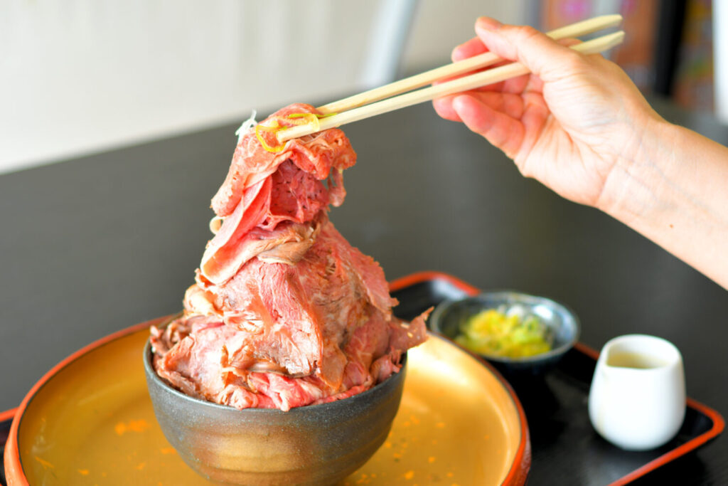 🔥 お待たせしました！3/28（土）本日より！より美味しく・楽しく・面白く🔥近江牛ランチが新しくなって登場！