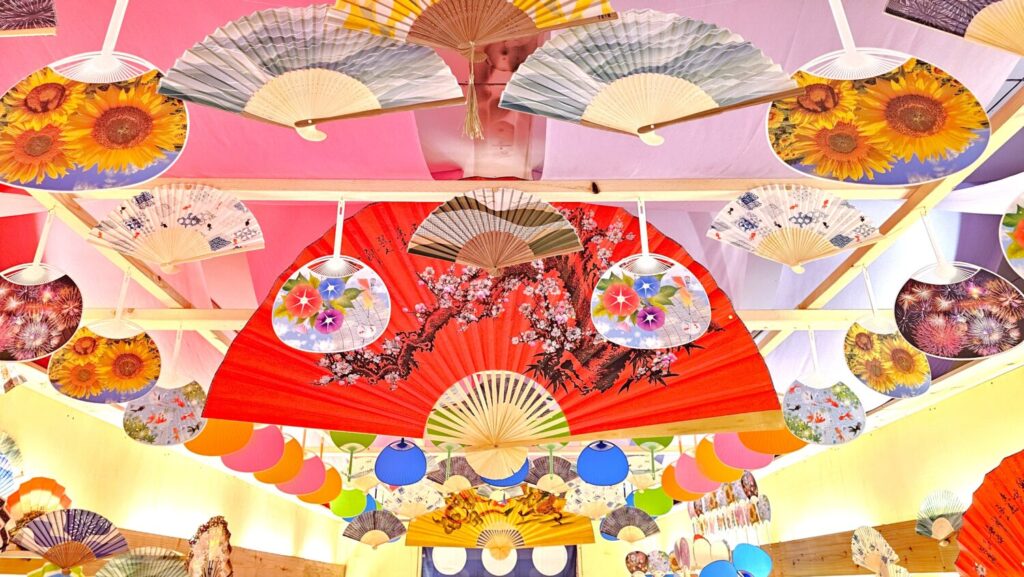 🎐【明日6/1開幕！！！】関ケ原願掛け風鈴祭り＆招風うちわまつり｜6,000個の風鈴と1,000本のうちわ・扇子が彩る夏の新イベント開幕！！！